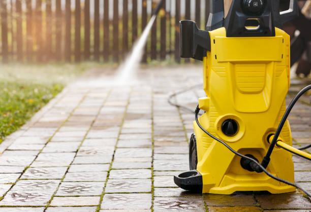 Professional Pressure Washing Services in Benavides, TX